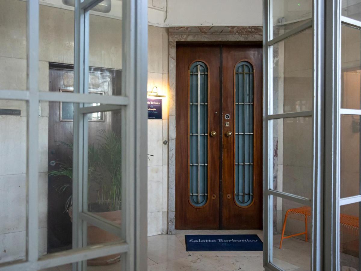 مبيت وإفطار نابولي Salotto Borbonico المظهر الخارجي الصورة
